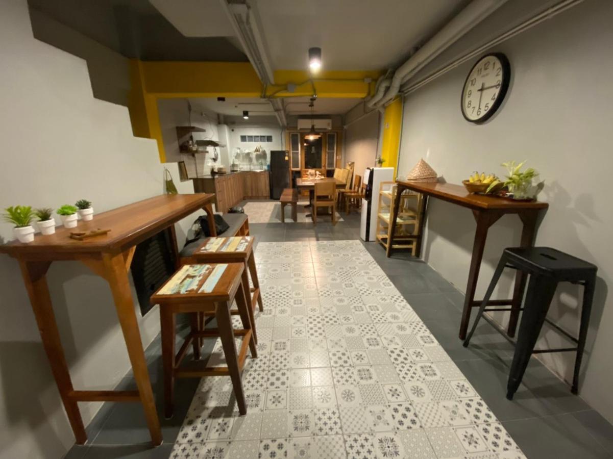 Bangpho Story Hostel Bangkok Exterior foto
